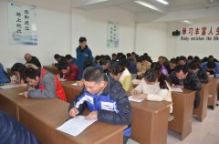 面二車間:開展階段測(cè)驗(yàn) 夯實(shí)理論基礎(chǔ)